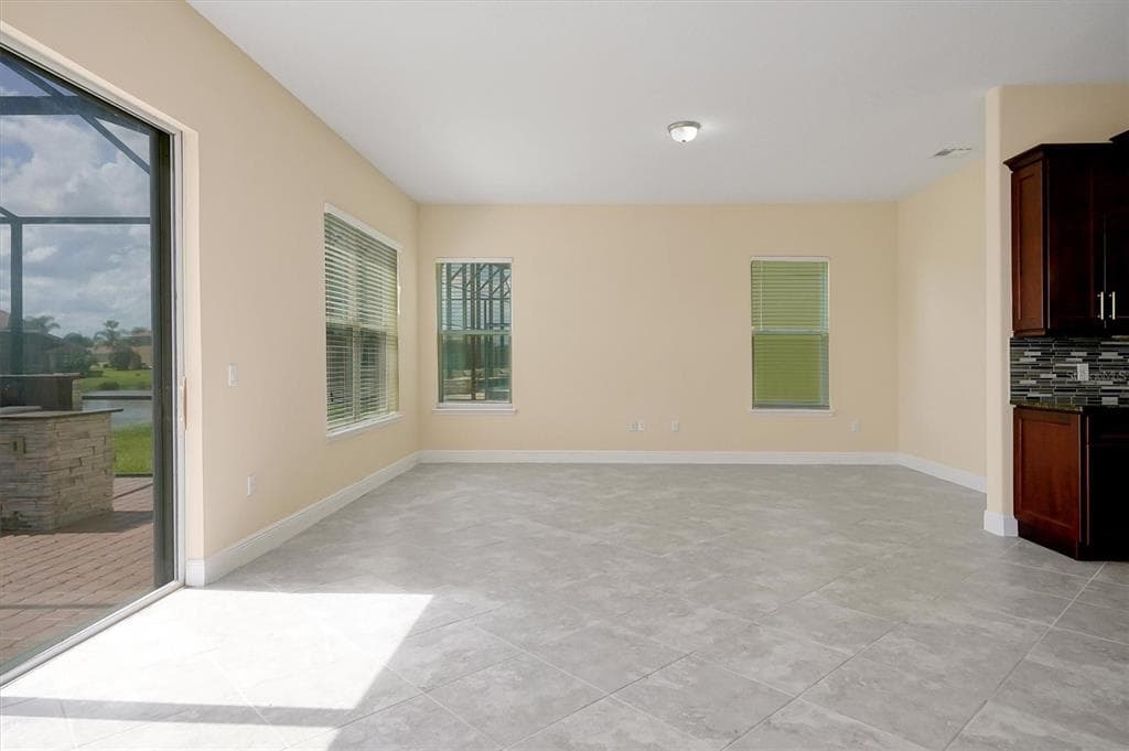 870 SPINNAKER WAY photo 18