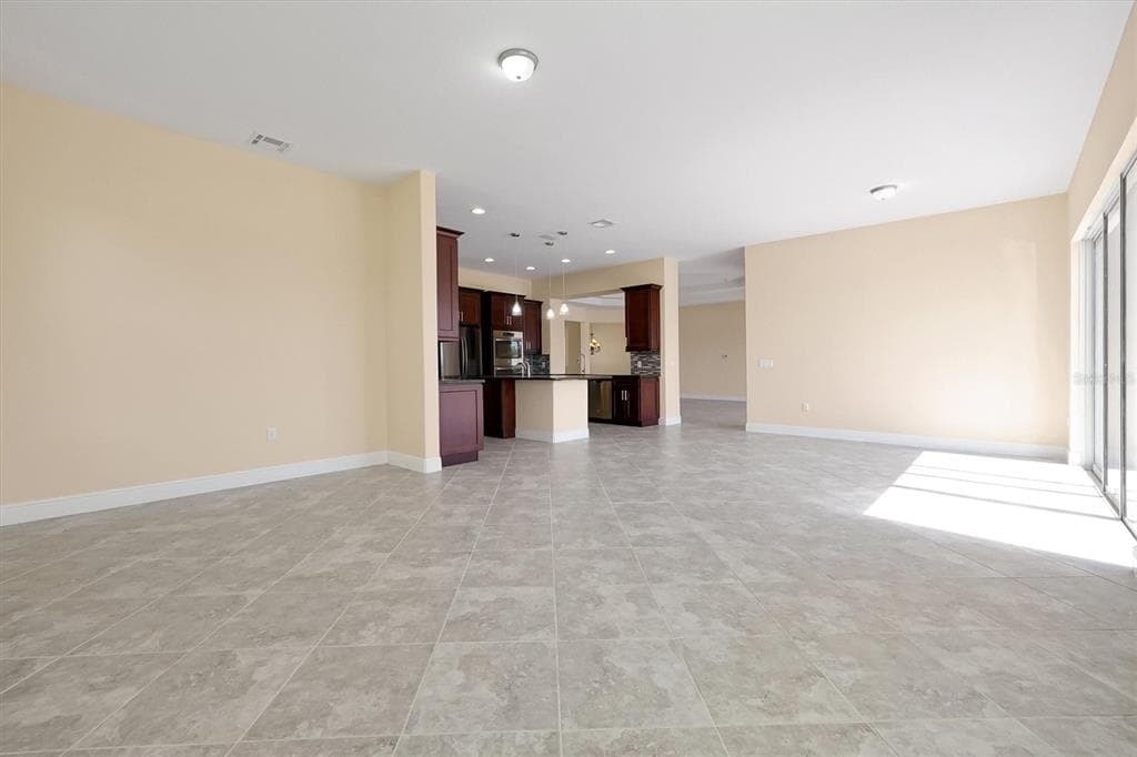 870 SPINNAKER WAY photo 19