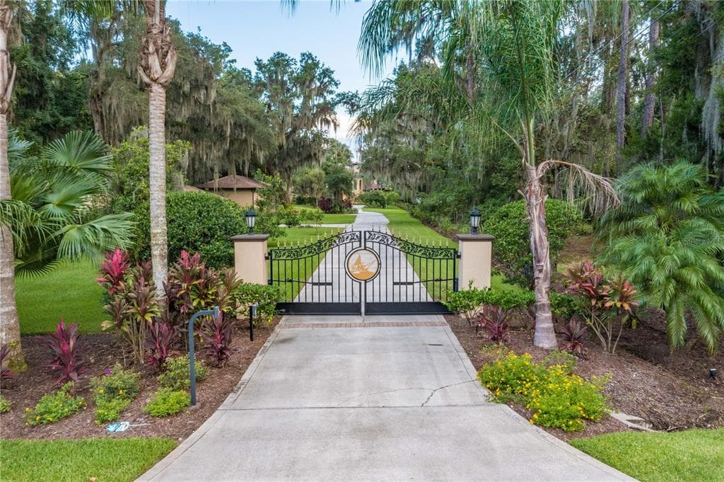 8289 COLEE COVE ROAD 3