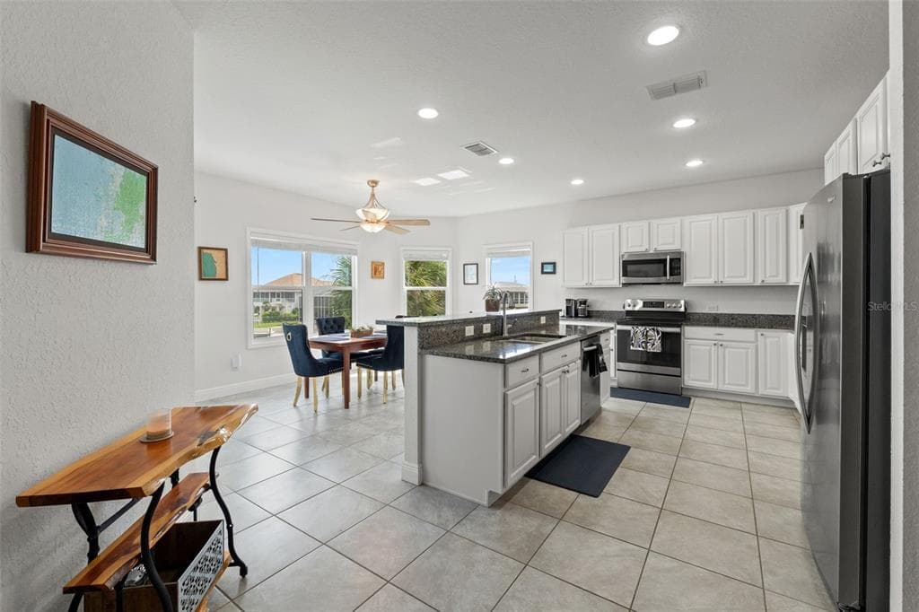 4366 6TH ISLE DRIVE photo 17