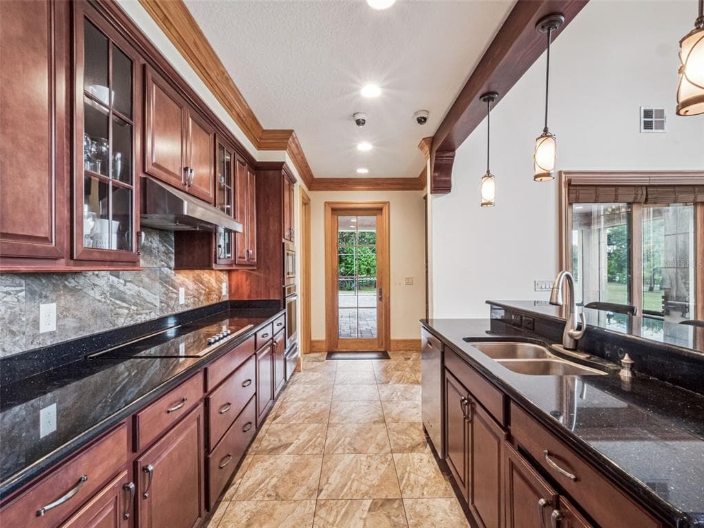 11205 TINDALL ROAD photo 15