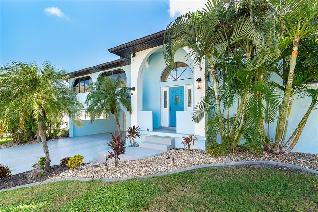 10467 MARION STREET photo 2