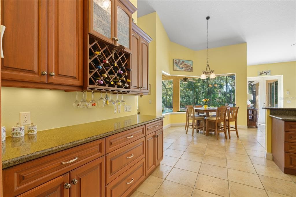 2305 HONTOON ROAD photo 8