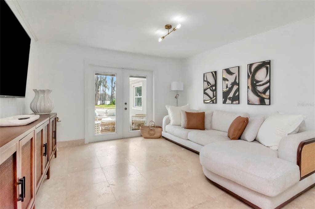 19207 CROOKED LANE photo 18