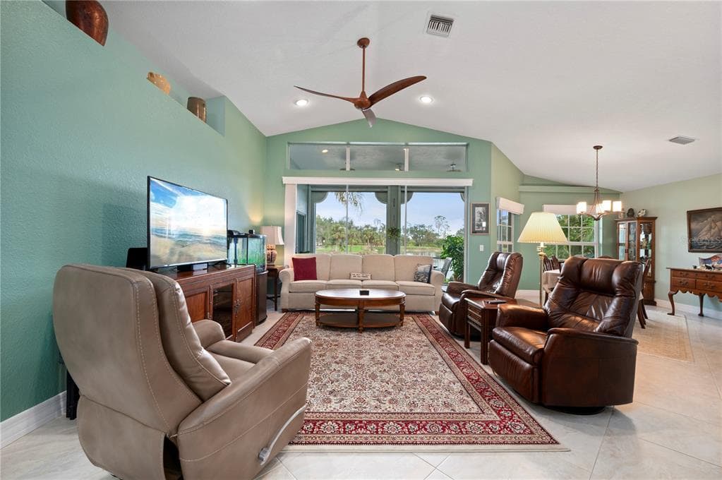 3191 VILLAGE LANE photo 13