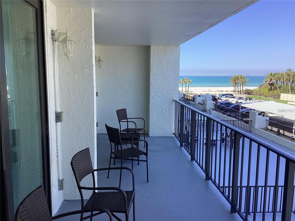 1400 GULF BOULEVARD 204 photo 13