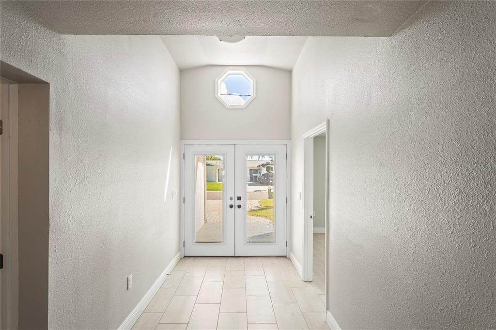 516 CRYSTAL DRIVE 3