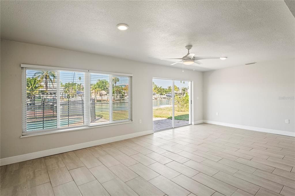 516 CRYSTAL DRIVE 5