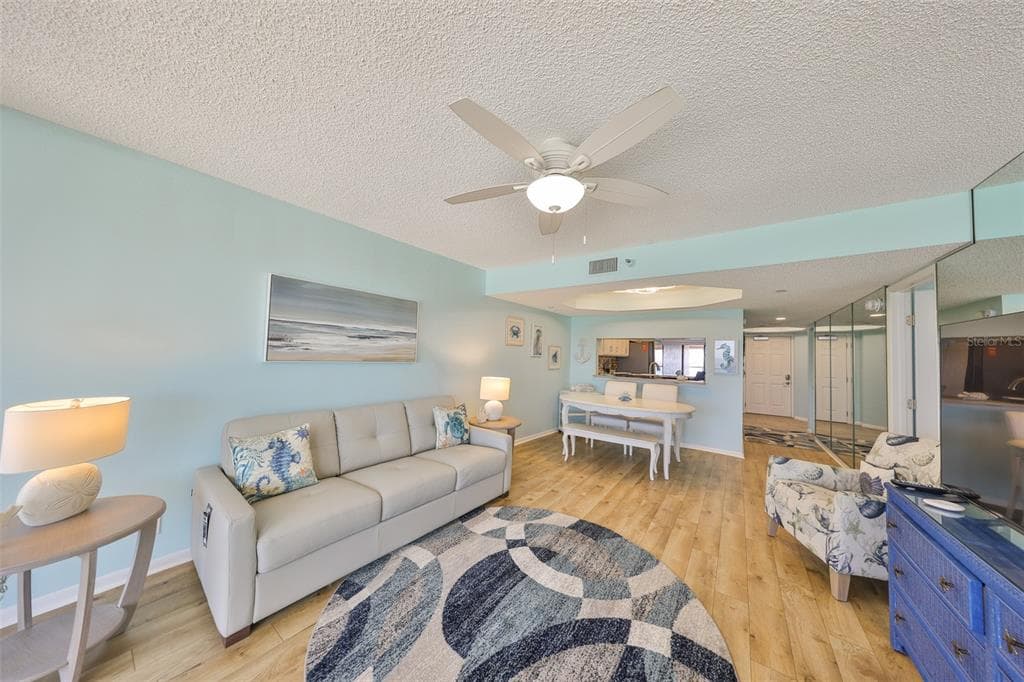 1340 GULF BOULEVARD 11C photo 12
