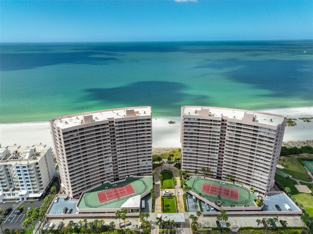 1340 GULF BOULEVARD 11C photo 1