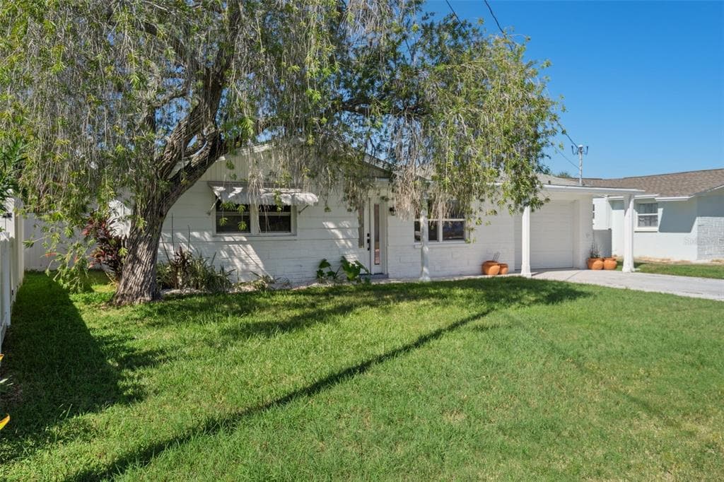 13611 EVELANE DRIVE 3