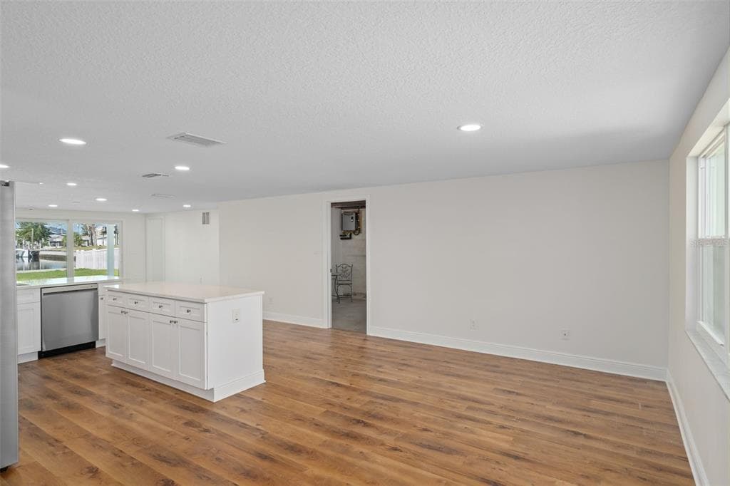 13611 EVELANE DRIVE photo 10