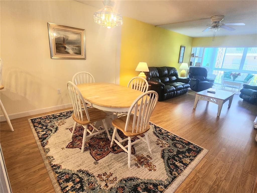 105 ISLAND WAY 121 photo 13