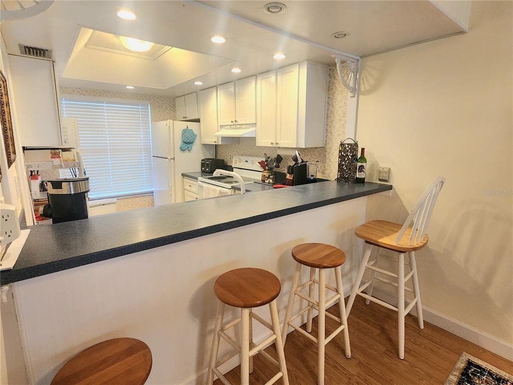 105 ISLAND WAY 121 photo 10