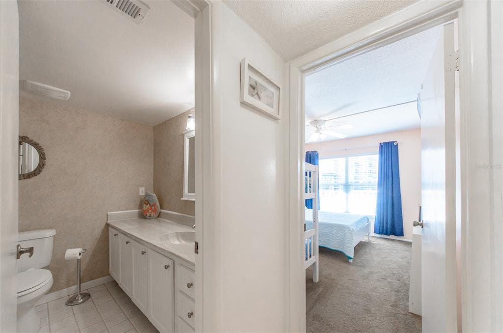 105 ISLAND WAY 121 photo 21