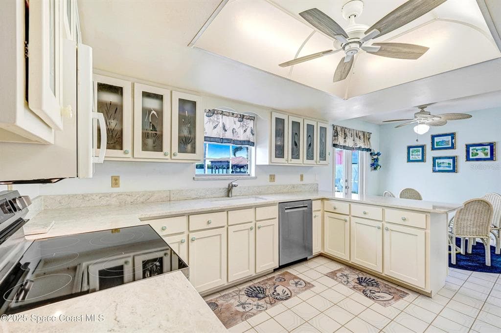 1440 SYKES CREEK DRIVE photo 10