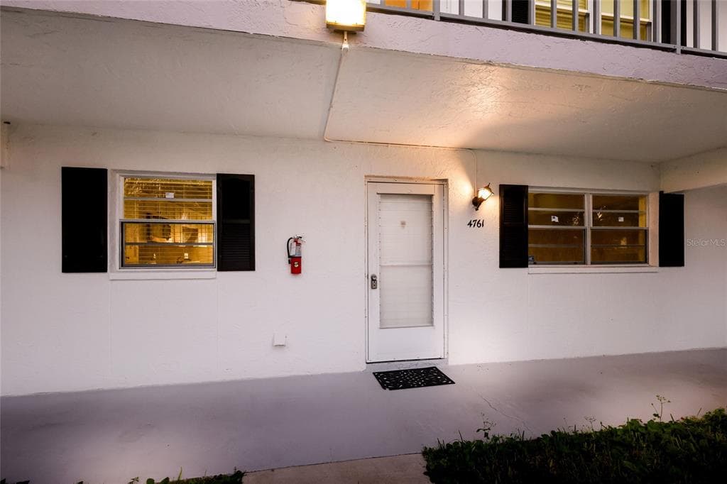 4761 INDEPENDENCE DRIVE 4761 photo 2