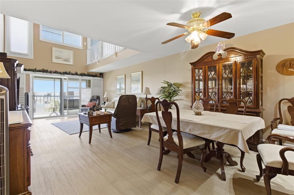 5567 SEA FOREST DRIVE 323 photo 10