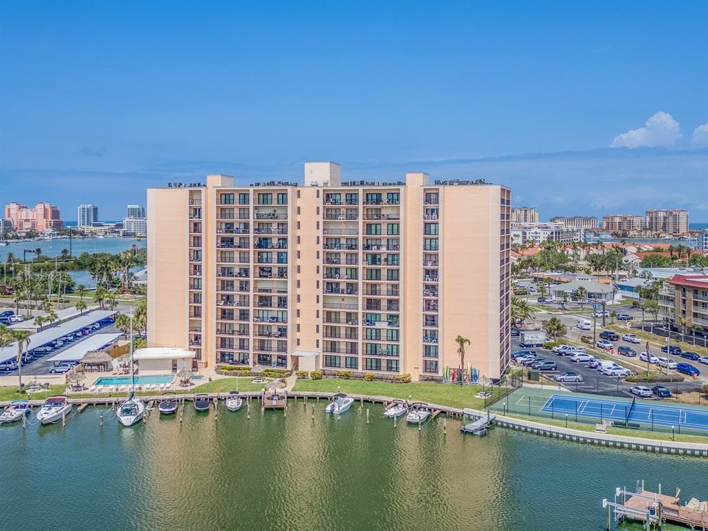 51 ISLAND WAY #1001 3