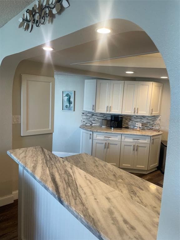 690 ISLAND WAY 1112 photo 8