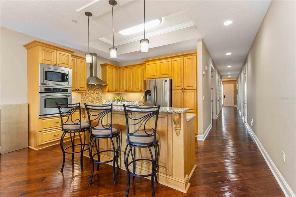 202 WINDWARD PASSAGE 603 photo 16