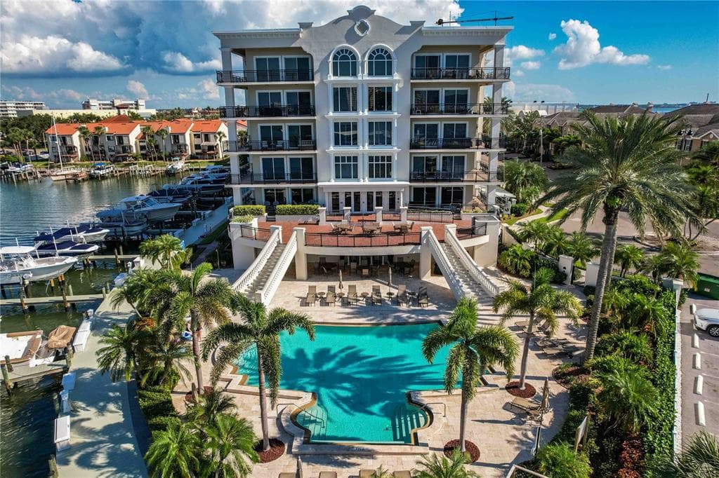 202 WINDWARD PASSAGE #603 3