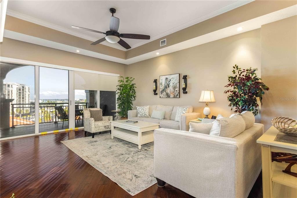 202 WINDWARD PASSAGE 603 photo 24