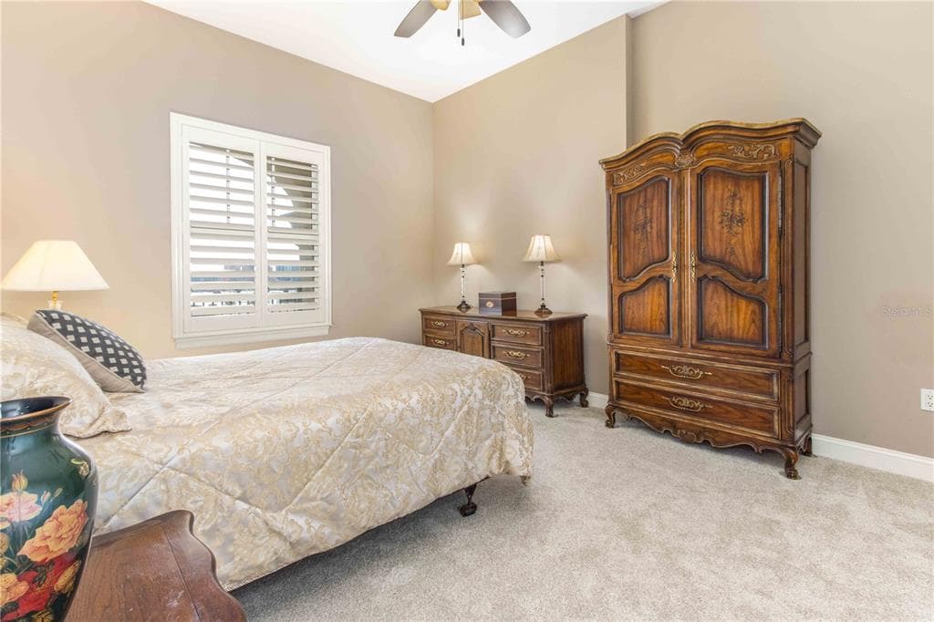 202 WINDWARD PASSAGE 603 photo 10