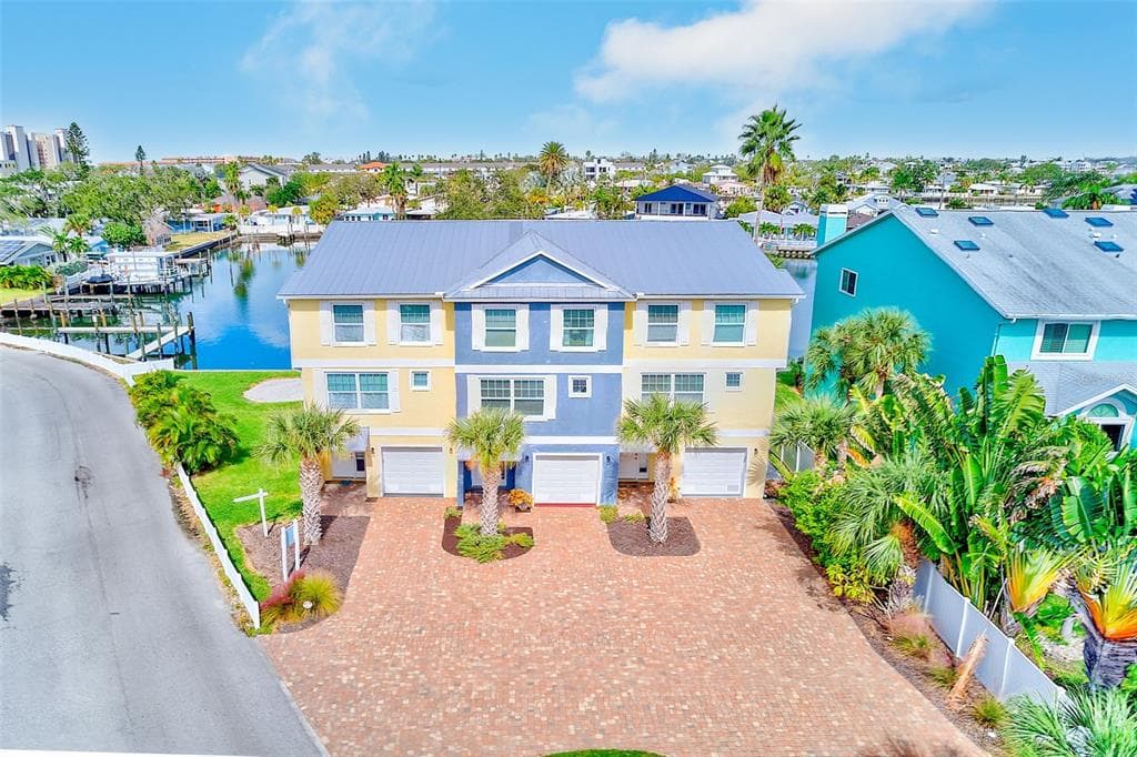 100 WINDRUSH BOULEVARD #2 2