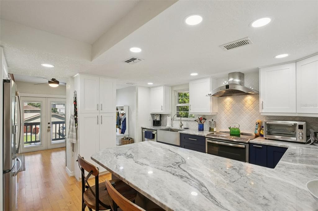 3140 N CANAL DRIVE 3
