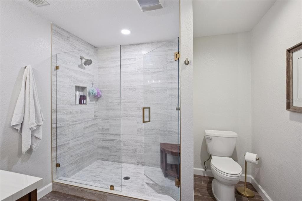 3140 N CANAL DRIVE photo 15