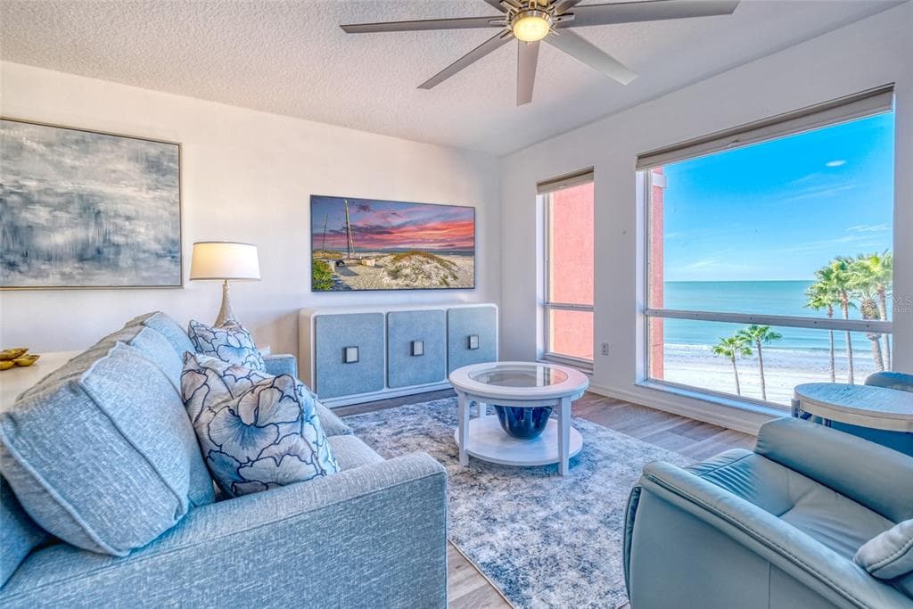 16600 GULF BOULEVARD 536 photo 4