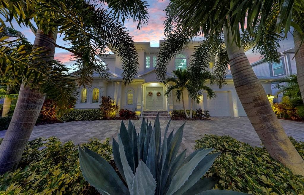 701 PINCKNEY DRIVE 1