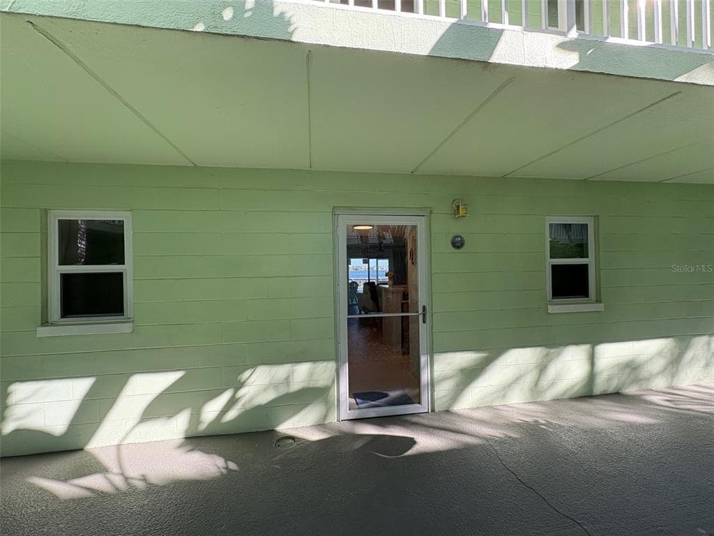 464 PAULA DRIVE N #116 4