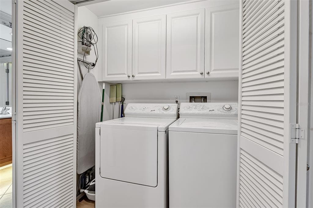 3840 MARINERS WAY 514A photo 25