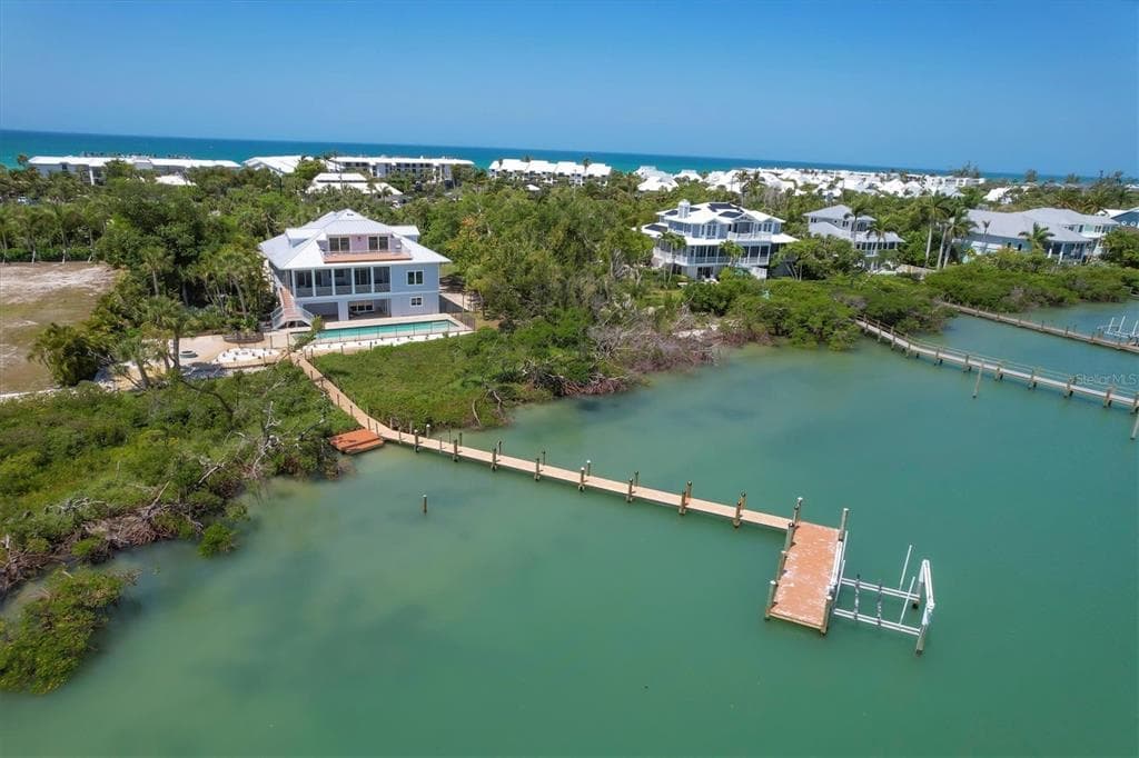 19 GROUPER HOLE DRIVE 1