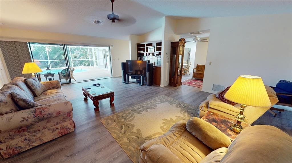 18422 BURKHOLDER CIRCLE photo 8