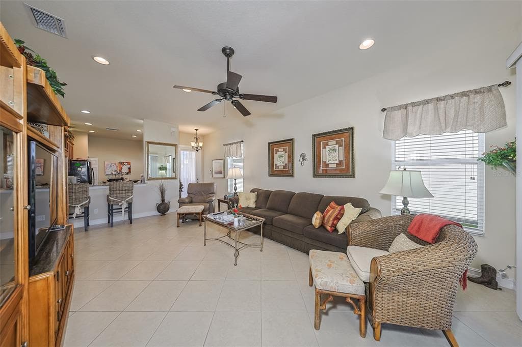 15948 COBBLE MILL DRIVE photo 2