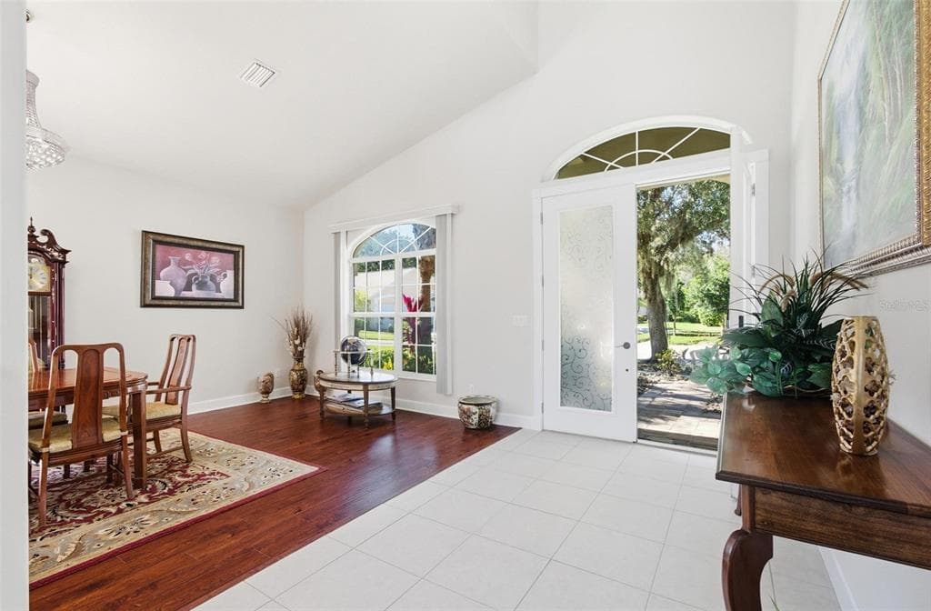17 SANDPIPER COURT photo 4