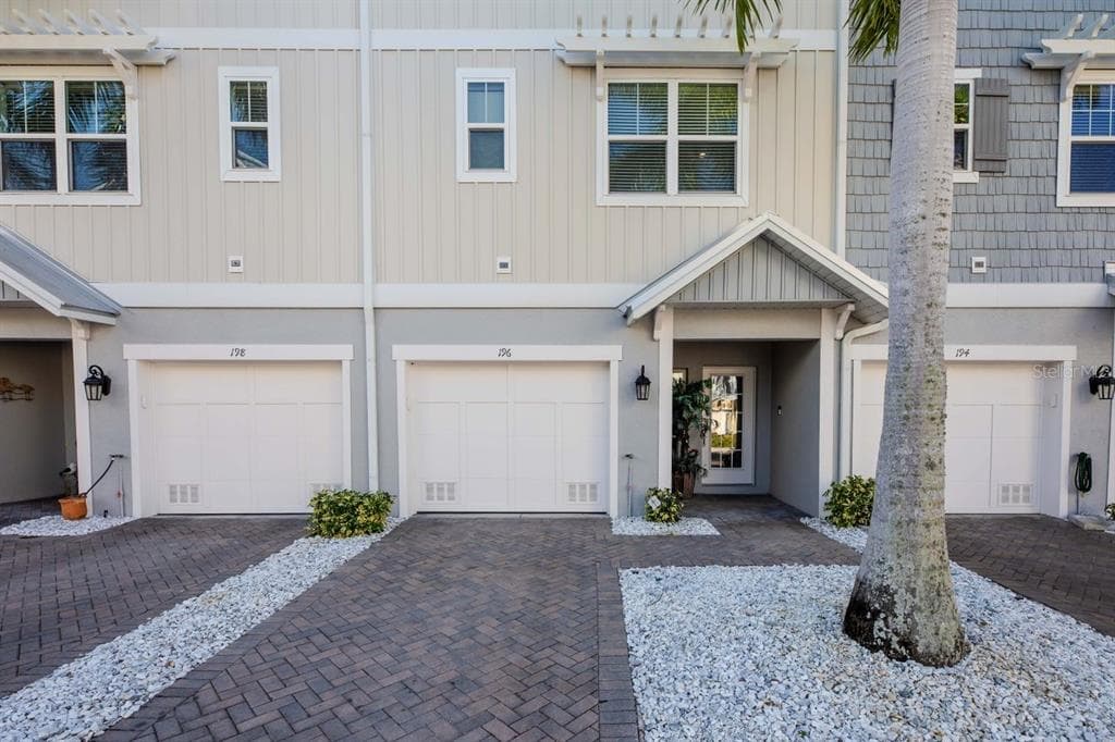 196 HAVEN BEACH DRIVE 3