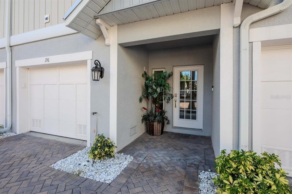 196 HAVEN BEACH DRIVE 4