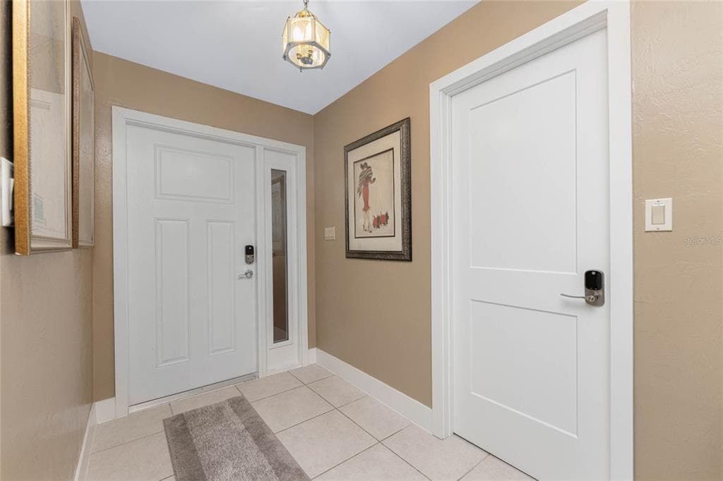 180 PURDY DRIVE photo 8