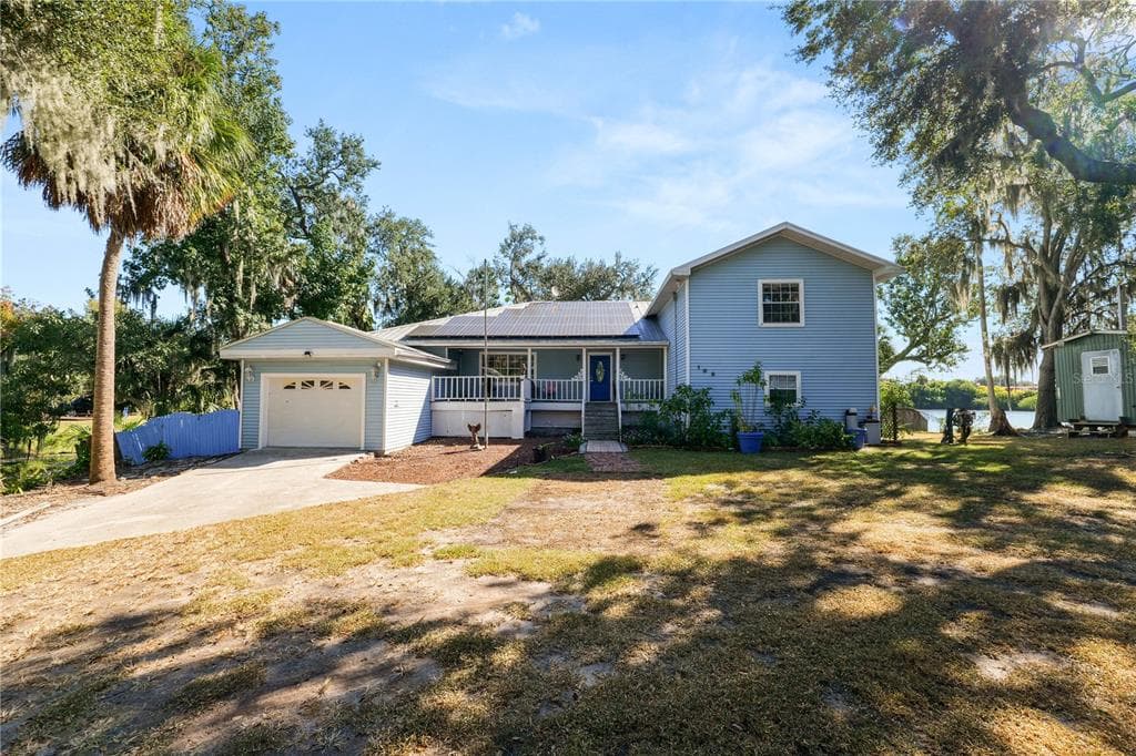 109 NE 4TH AVENUE 3