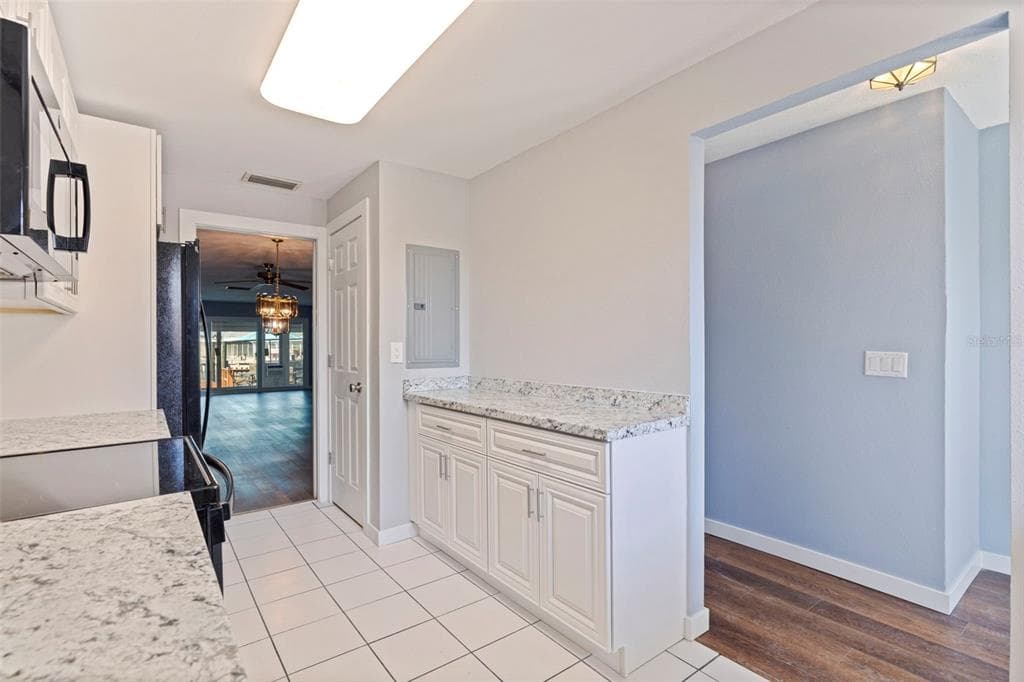 409 BOCA CIEGA POINT BOULEVARD S 409 photo 7