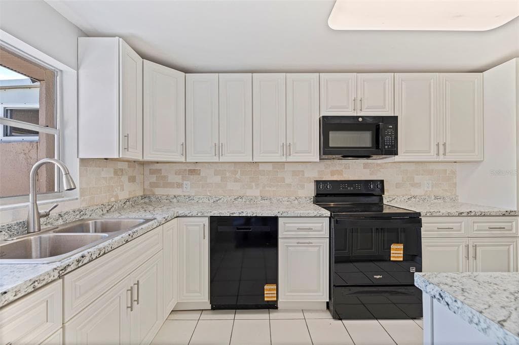 409 BOCA CIEGA POINT BOULEVARD S #409 5