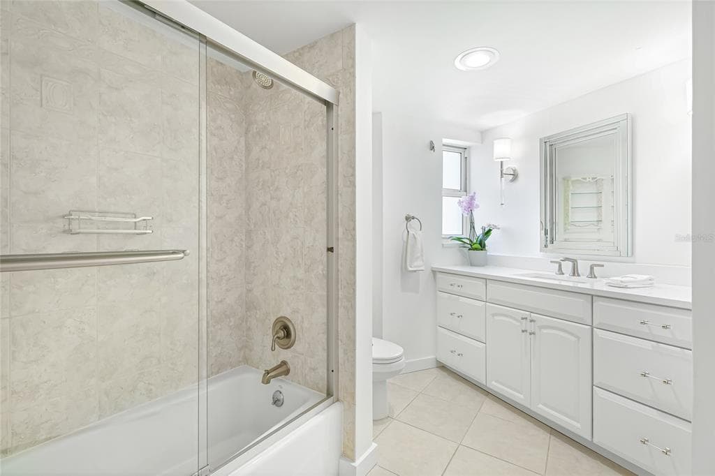 435 S GULFSTREAM AVENUE 1004 photo 24