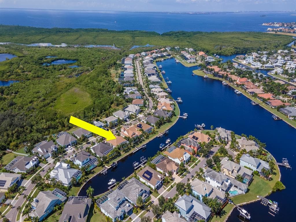 717 MANNS HARBOR DRIVE 2