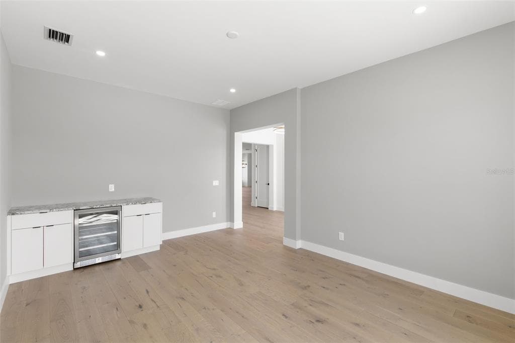 1810 4TH STREET E photo 16