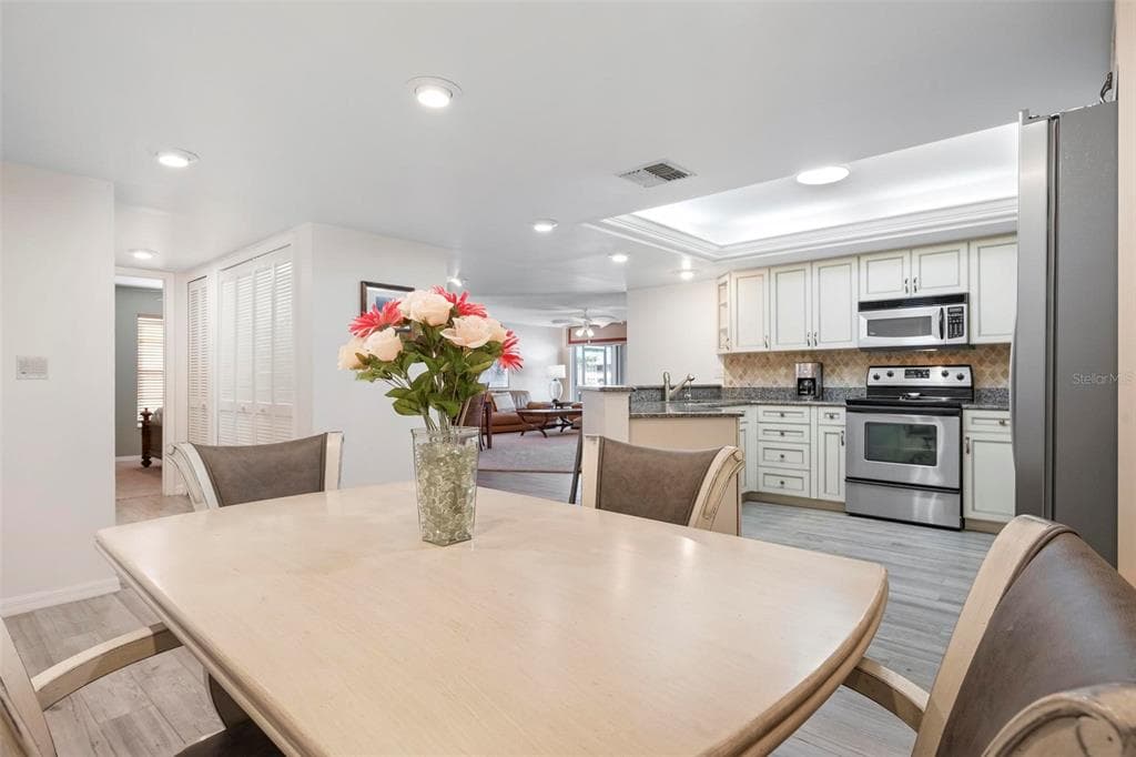 4206 SE 20TH PLACE 101 photo 14