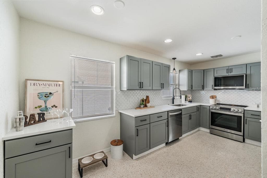 11305 5TH STREET E 3